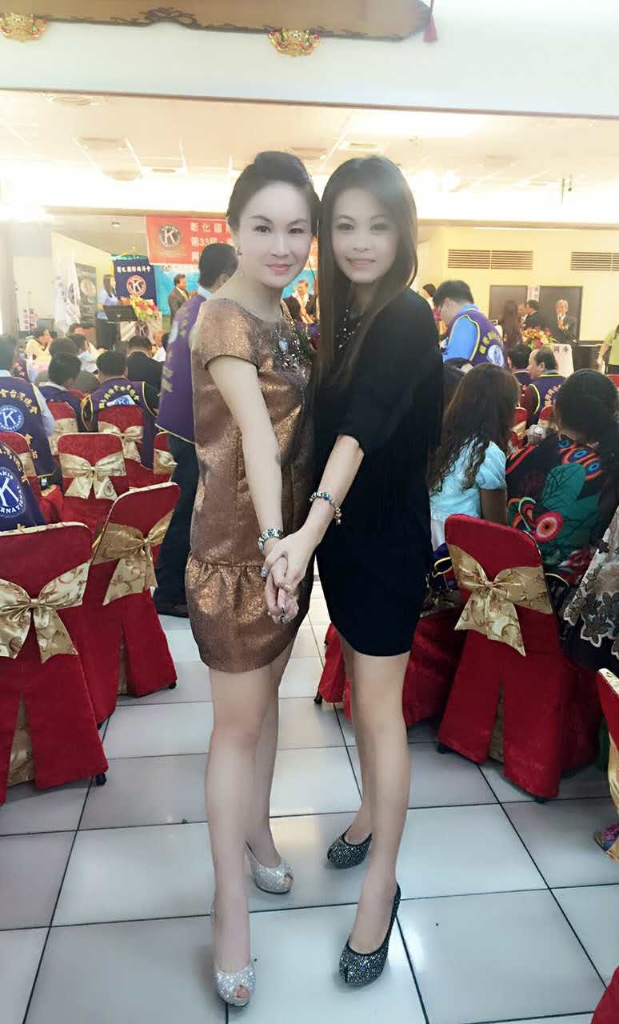 29天清一百吨垃圾，正妹靓机绚丽环岛行