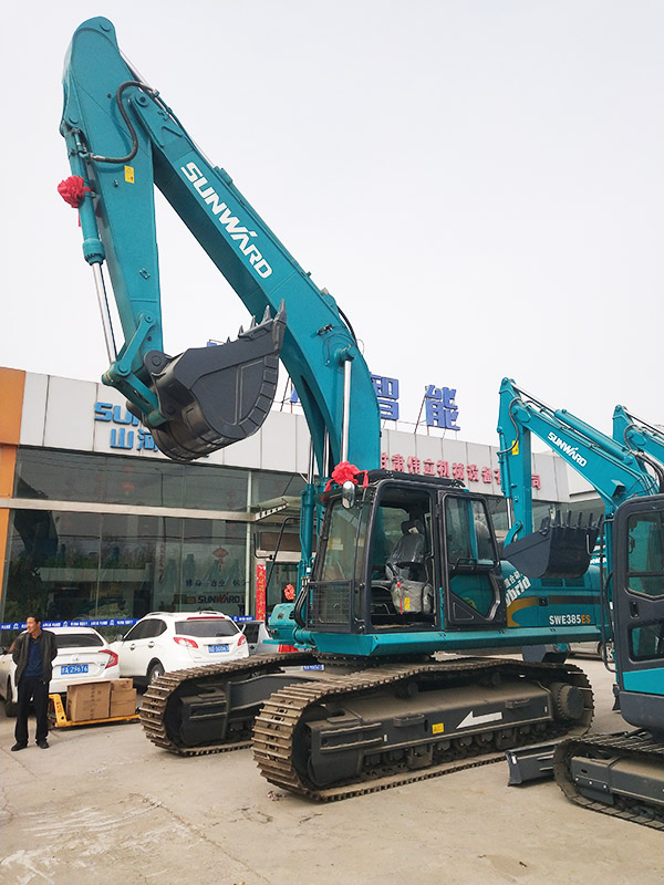 关于SG胜游智能节能型挖掘机，张老板算了这样一笔账