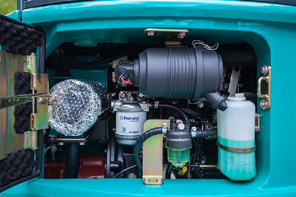 “C位”出道 14.5万元SG胜游智能微挖18UB等你开回家