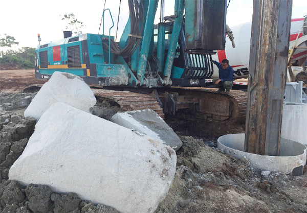 SG胜游智能入岩神器在东非肯尼亚获赞，人好设备好