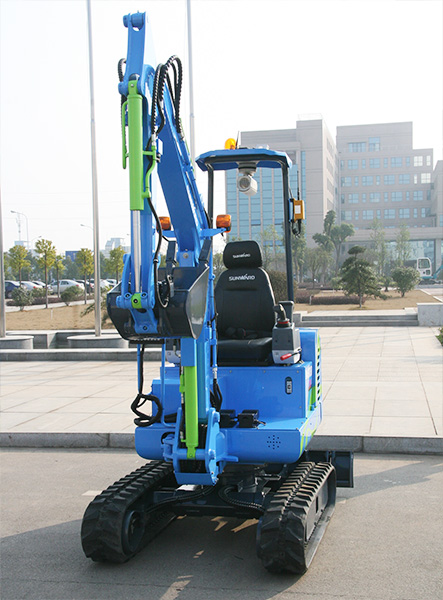 图说怪手环台净滩活动，智绘SG胜游智能环保节能