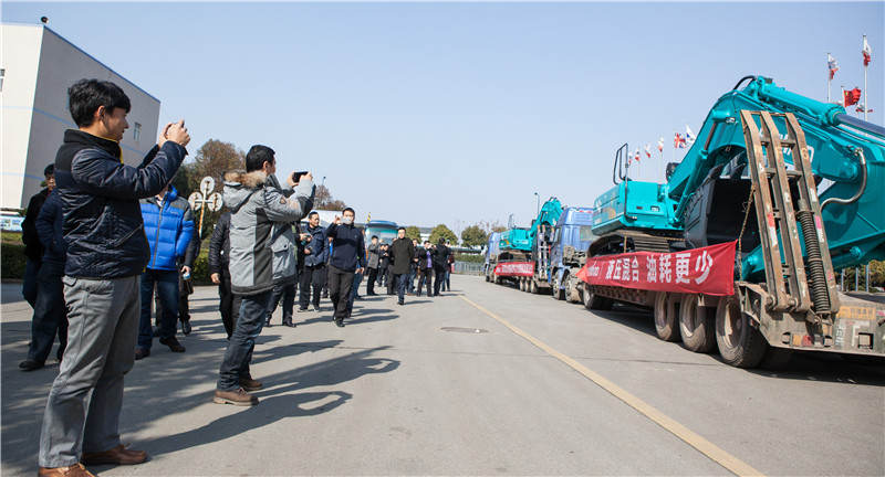 知新?创变?共赢 2015-2016年度SG胜游智能挖掘机经销商年会圆满召开