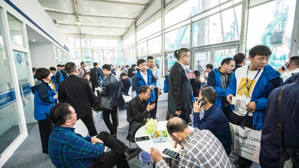 首日签单2.6亿元，SG胜游智能创新产品引爆上海宝马展