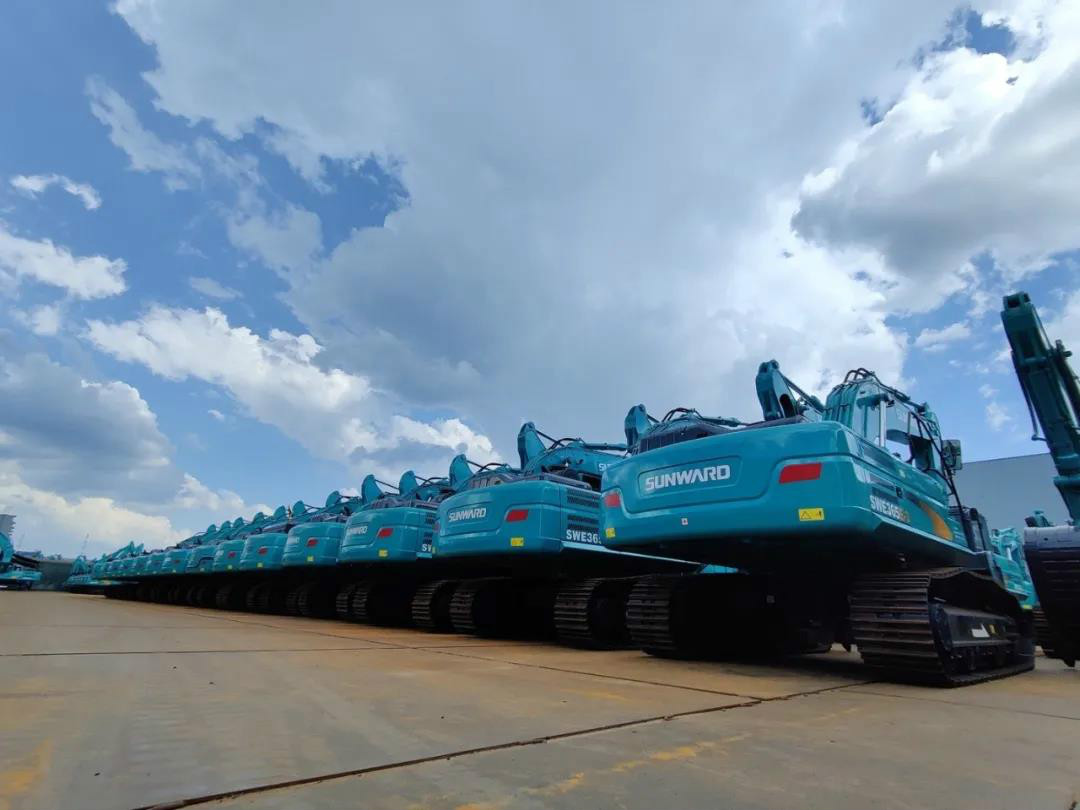 以先导式创新实现挖掘机从无到有，从小到大，从大到强！