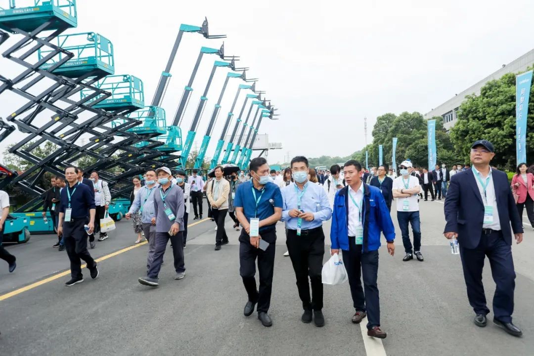 “爆品”出击！SG胜游智能客户交流会签约超8亿元