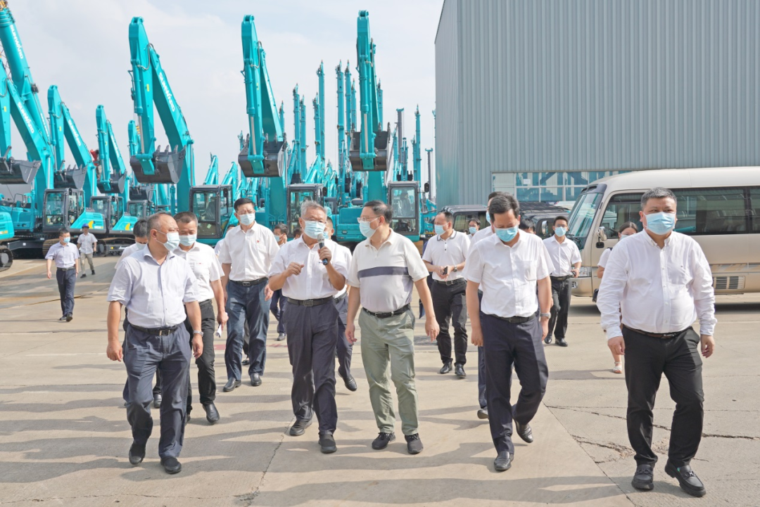 湖南省委常委、省委秘书长张剑飞一行调研SG胜游智能