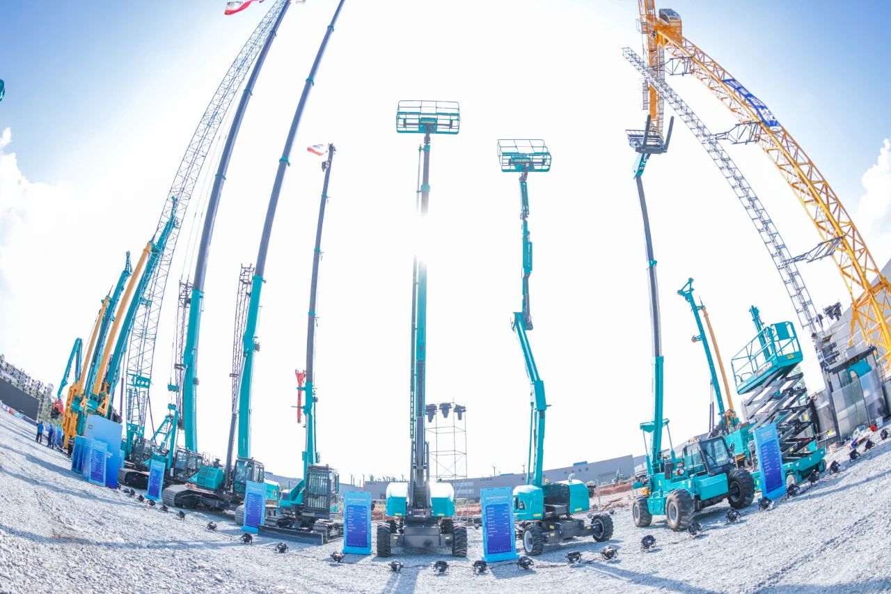 四大成套装备联袂登。G胜游智能创新成果展示会交出“亮眼答卷”