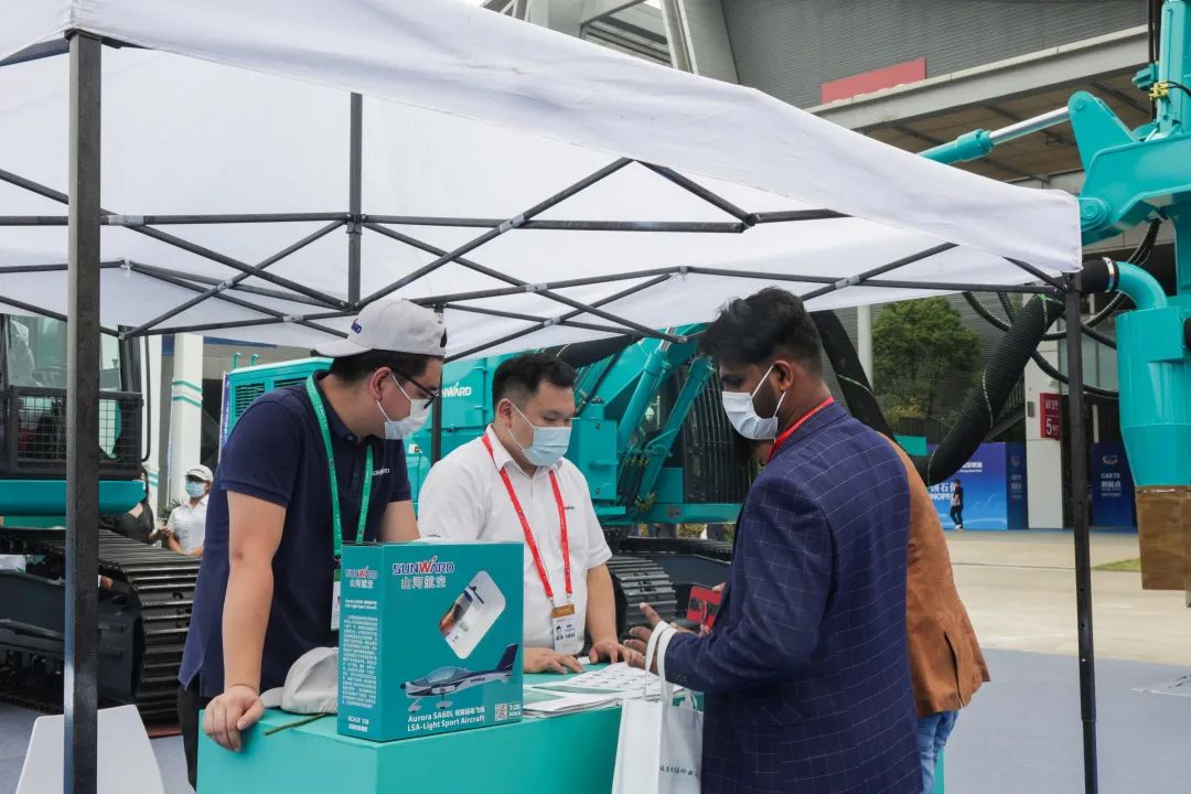 亮相中非经贸博览会！SG胜游智能尽展工程机械国产品牌魅力