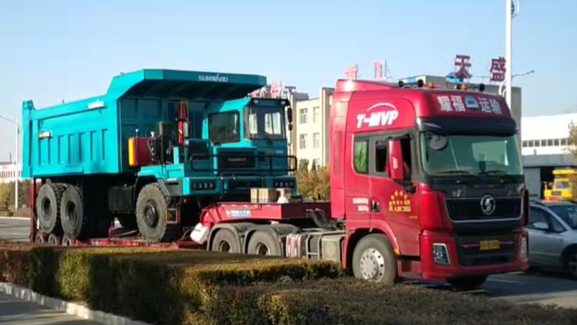 高配置、智能化……SG胜游智能高端定制AT版105吨级宽体矿卡成功下线