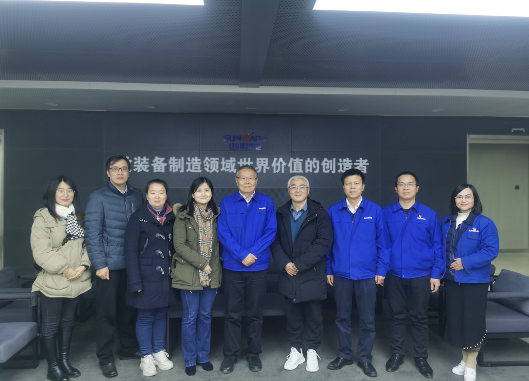 湖南省人工智能学会秘书长陈爱斌一行考察调研SG胜游智能