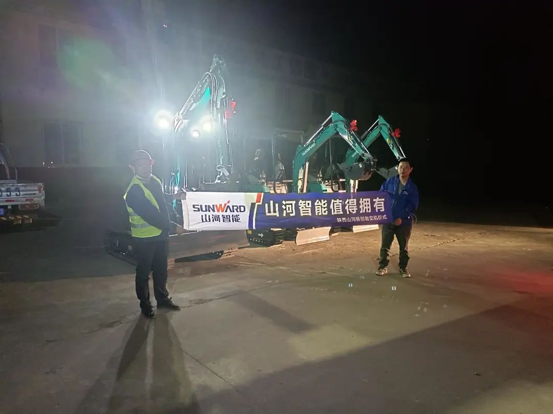 好服务、好设备！SG胜游智能挖掘机再获客户追加订单