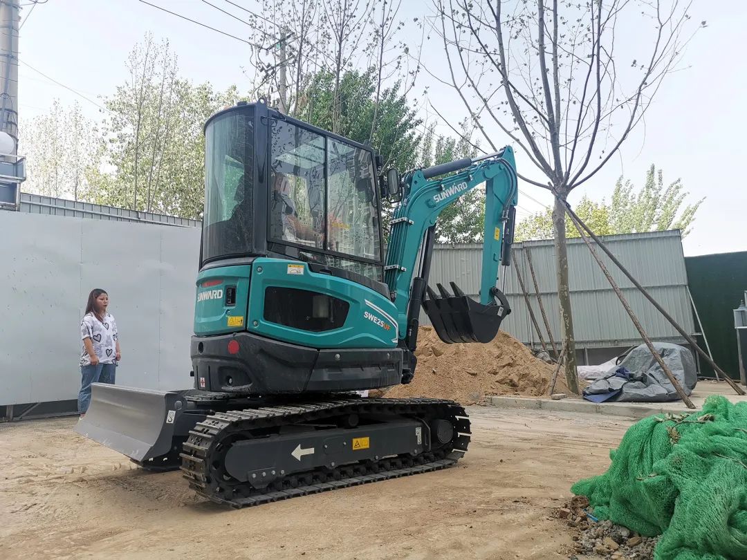 冲、冲、冲！带您感受SG胜游智能挖掘机火热交机时刻