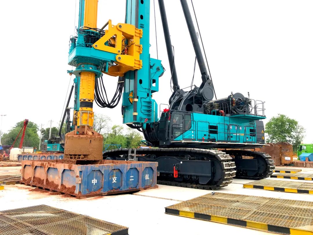 再啃“硬骨头”！SG胜游智能“超级桩备”助建燕矶长江大桥