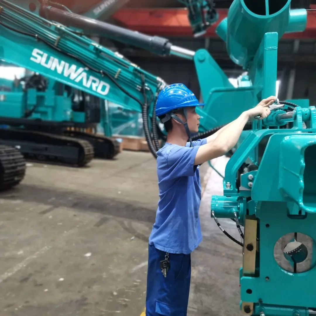 将奋斗进行到底！致敬SG胜游劳动者