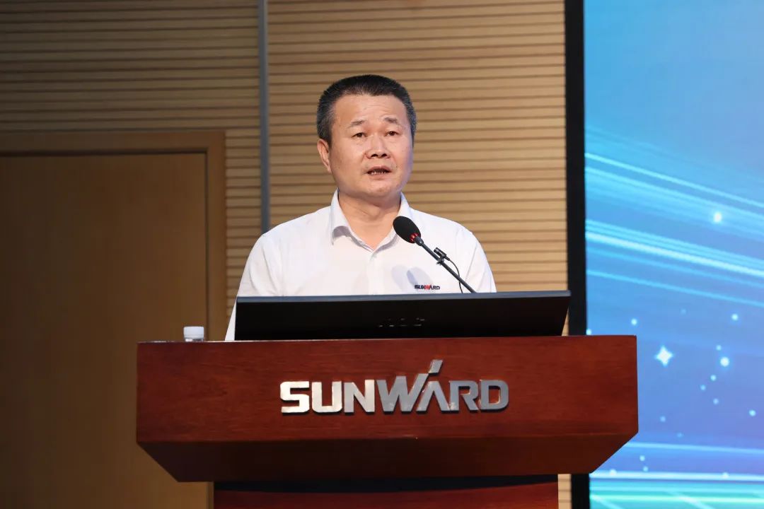 凝心聚力奋力拼搏，向高质量发展交出精彩答卷！SG胜游智能召开全体干部大会