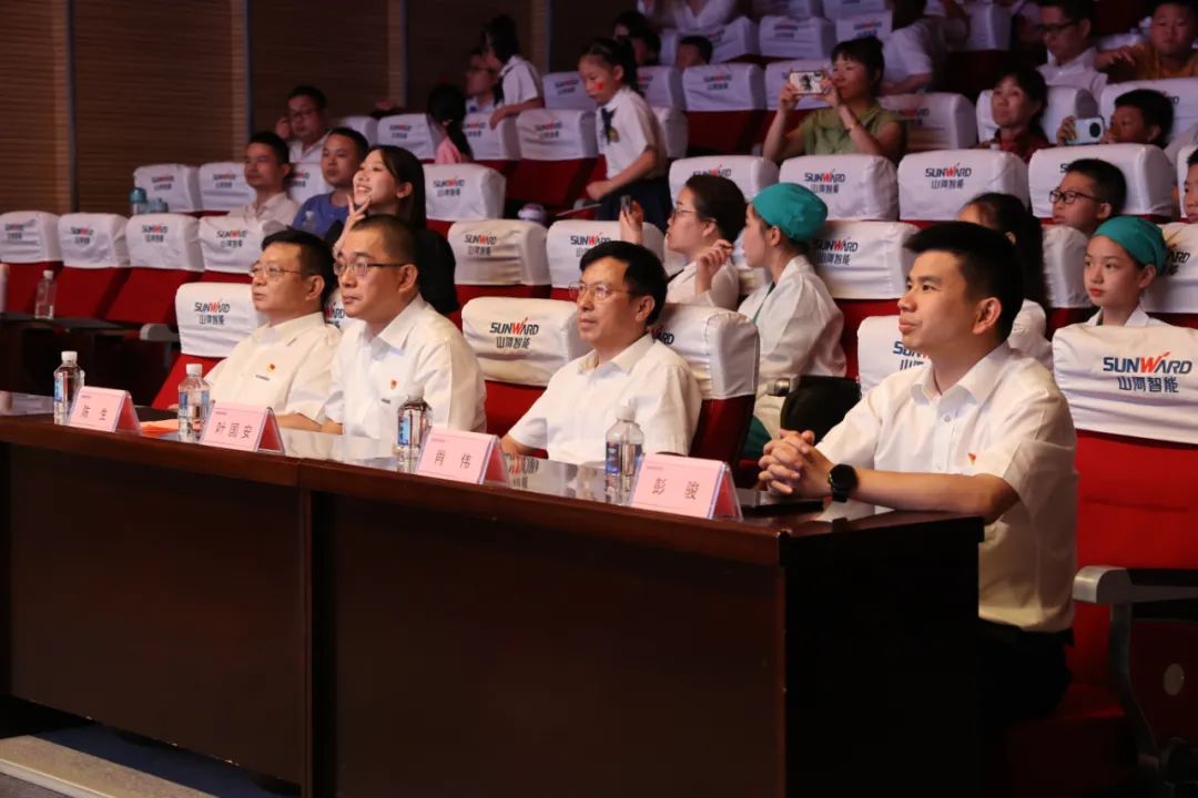 缤纷“暑”假，不负所“托”！SG胜游智能职工子女暑期托管班结业啦