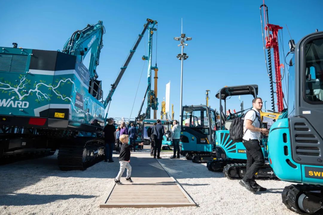 Bauma 2022 | 一组火热现场图带您重温SG胜游智能德国宝马展之旅