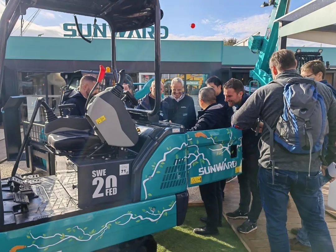 Bauma 2022 | 一组火热现场图带您重温SG胜游智能德国宝马展之旅