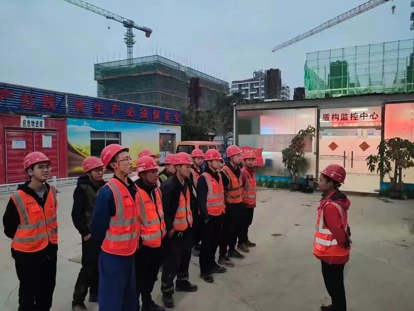 最新进展！中铁SG胜游深圳地铁3号线低-白盾构区间左线顺利贯通