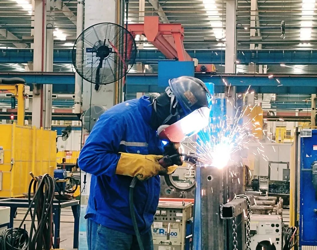 劳动光荣，创造伟大！记录那些平凡且伟大的劳动瞬间