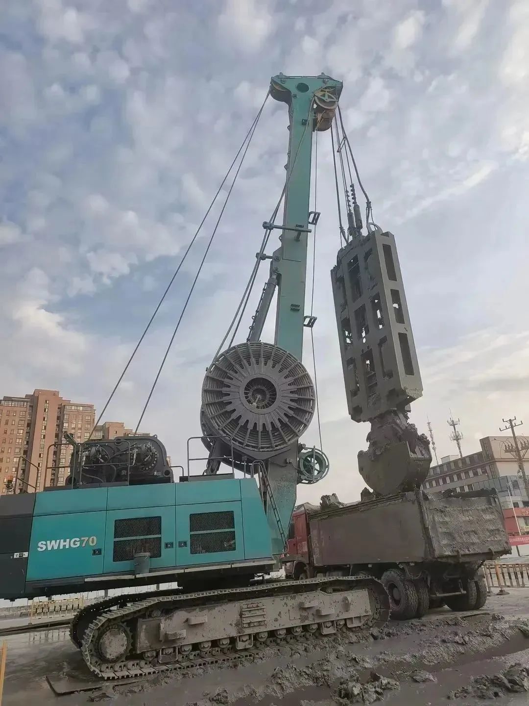 助力国内国际重大工程！SG胜游智能液压抓斗实力“出圈”