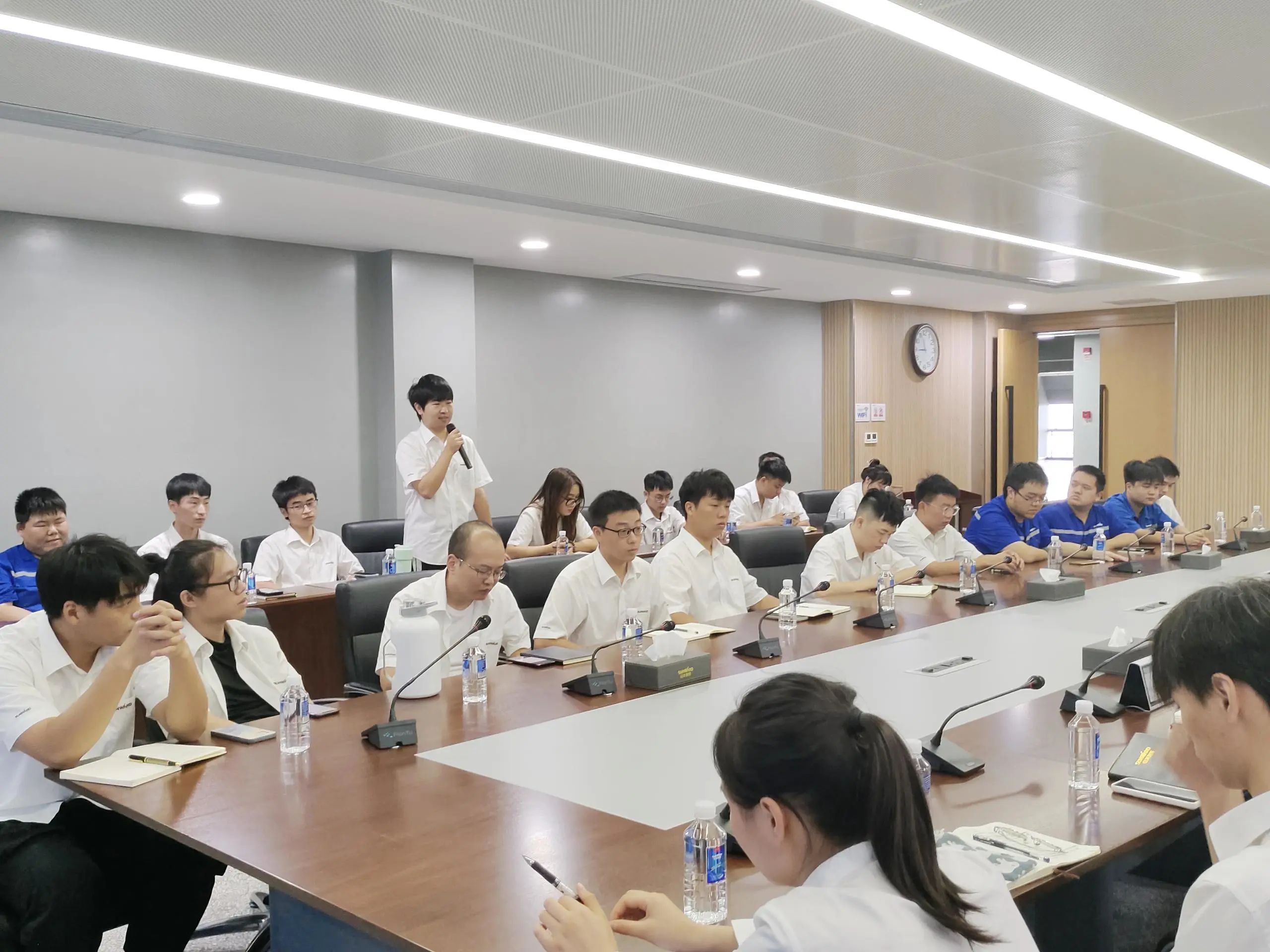 畅谈心声，共话未来！这场应届毕业生员工座谈会，很暖，很贴心！