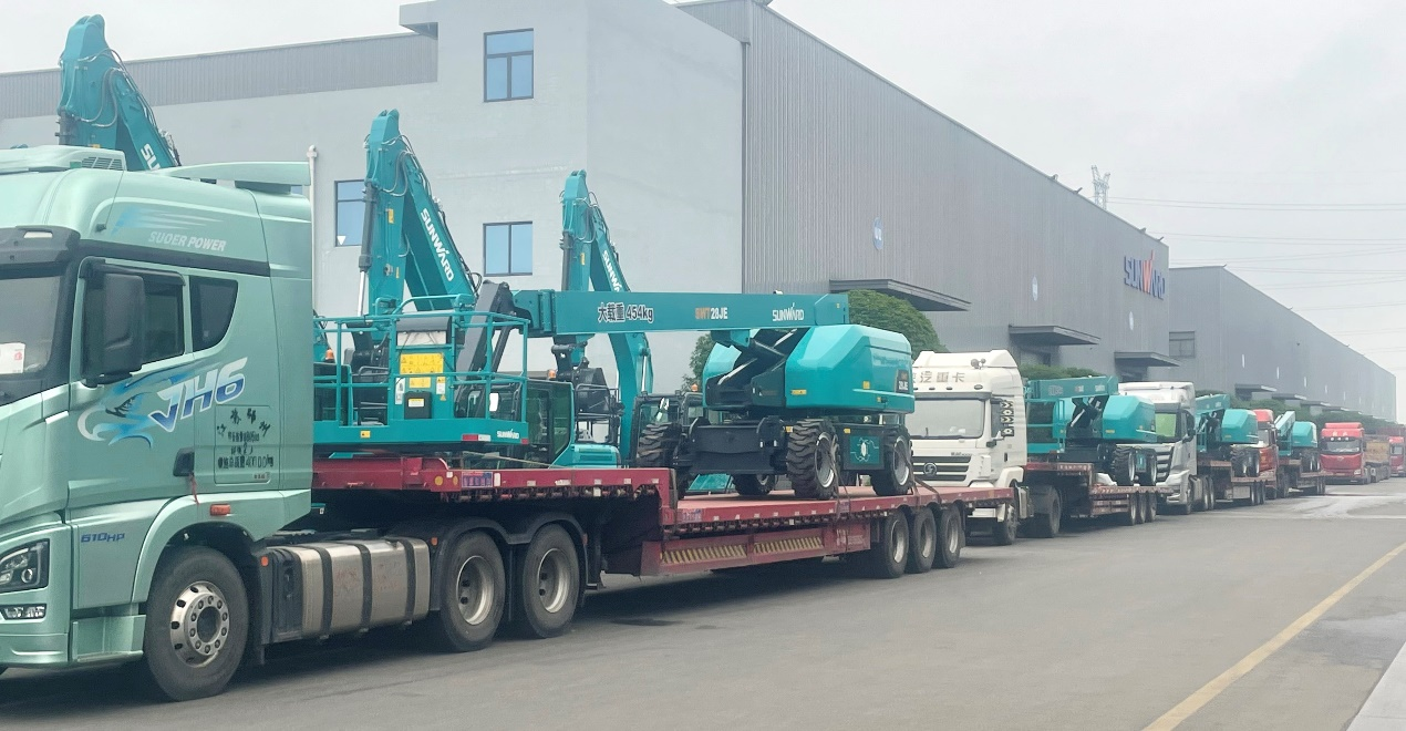 共启合作新纪元！SG胜游智能SWT28JE电动直臂高空作业平台批量发货华东市场