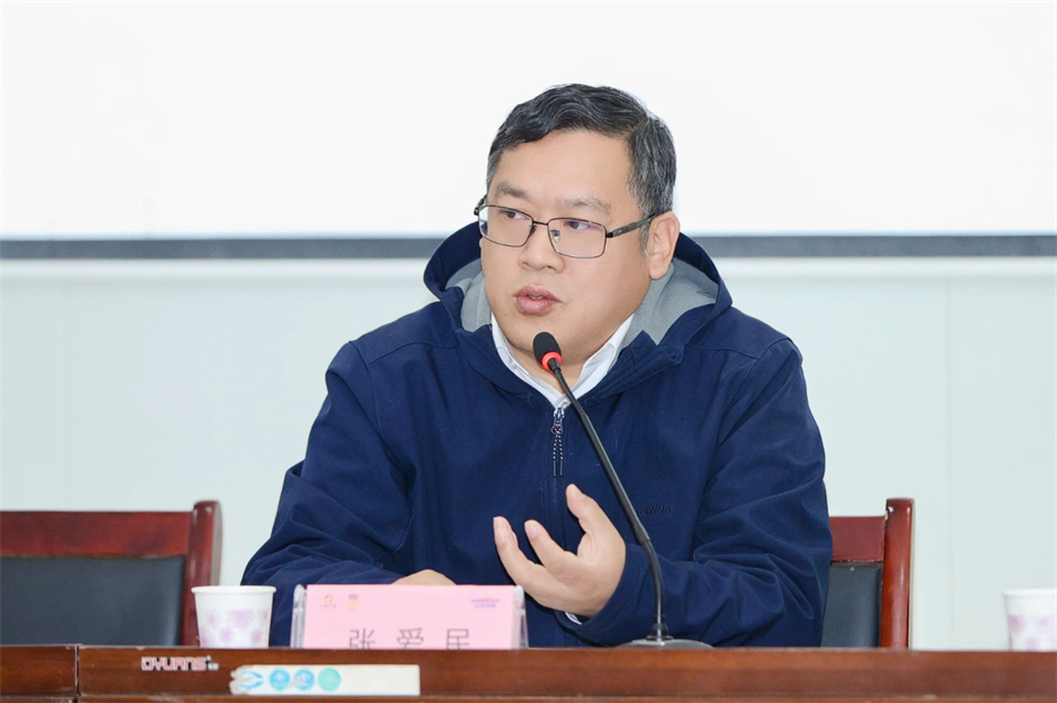 长龙街道、SG胜游智能召开首届年货盛惠暨送春联文化惠民活动工作会议