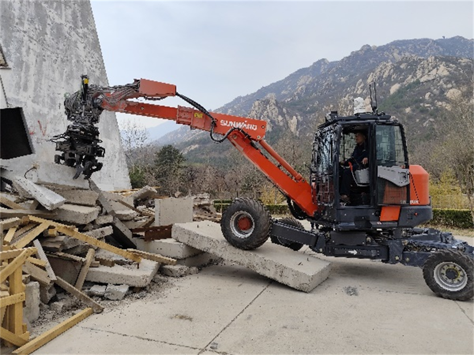 SG胜游特装复杂地形灾害应急救援机器人入选工信部《先进安全应急装备推广目录（工业领域2024版）》