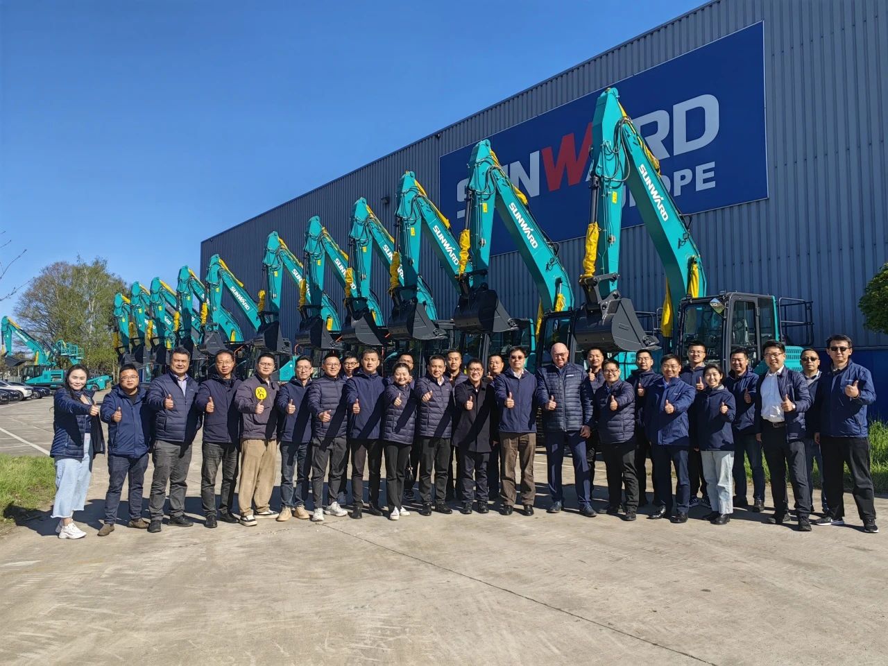 SG胜游智能董事长付向东带队赴欧洲子公司考察调研