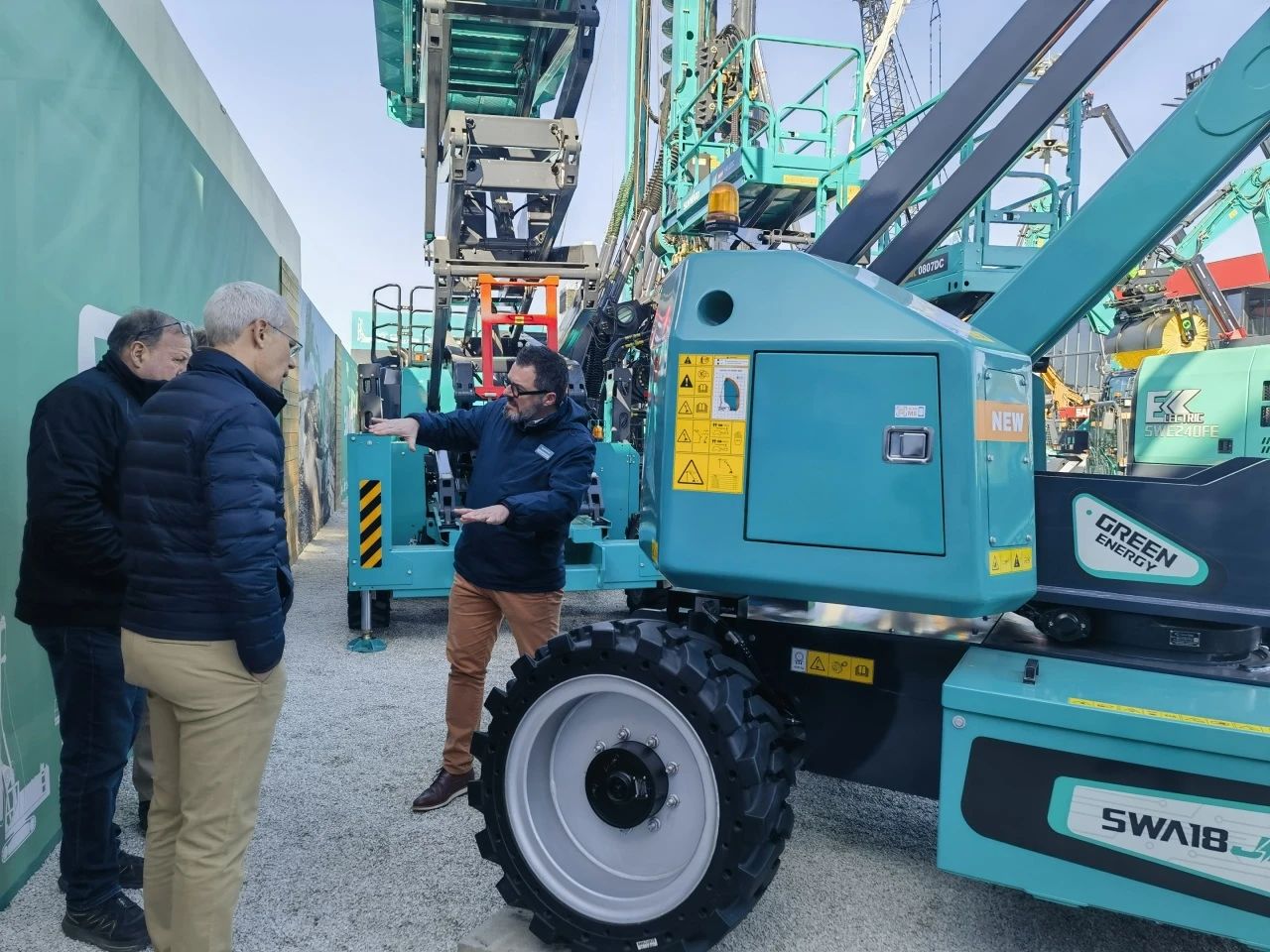 SG胜游智能高空机械闪耀Bauma 2025！ 新能源技术与创新产品获全球瞩目