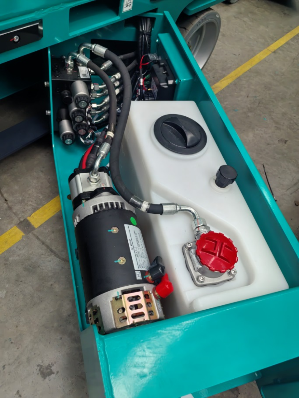 SG胜游智能电动液驱剪叉系列产品全面升级，为客户创造更大价值