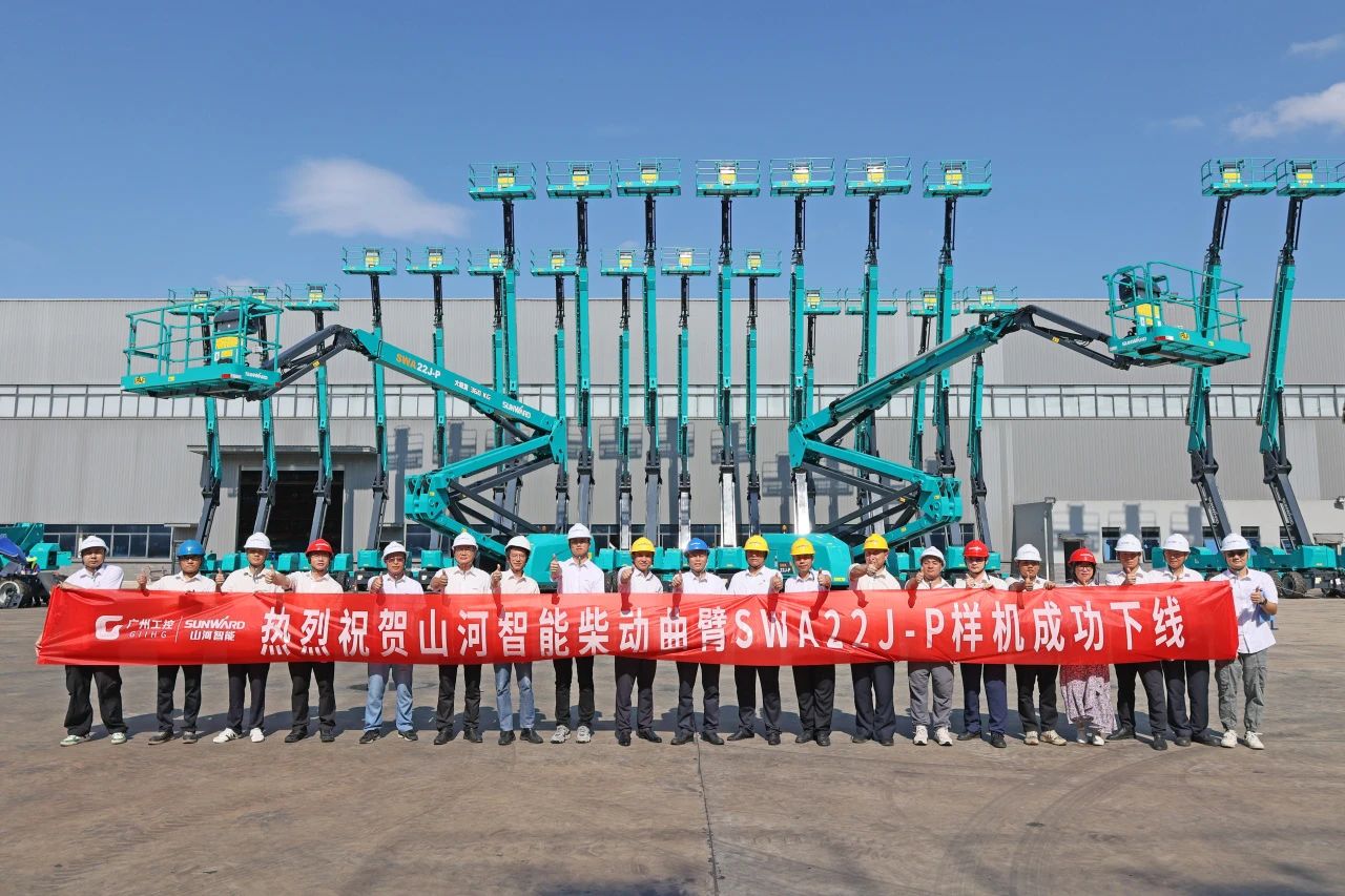 技术新标杆！SG胜游智能SWA22J-P柴动曲臂式高空作业平台下线！