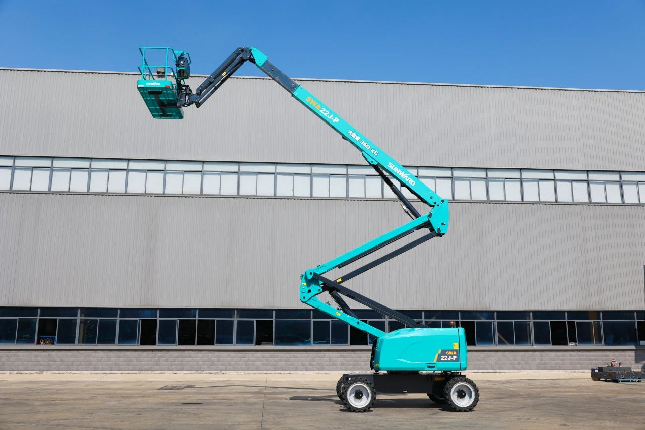 技术新标杆！SG胜游智能SWA22J-P柴动曲臂式高空作业平台下线！