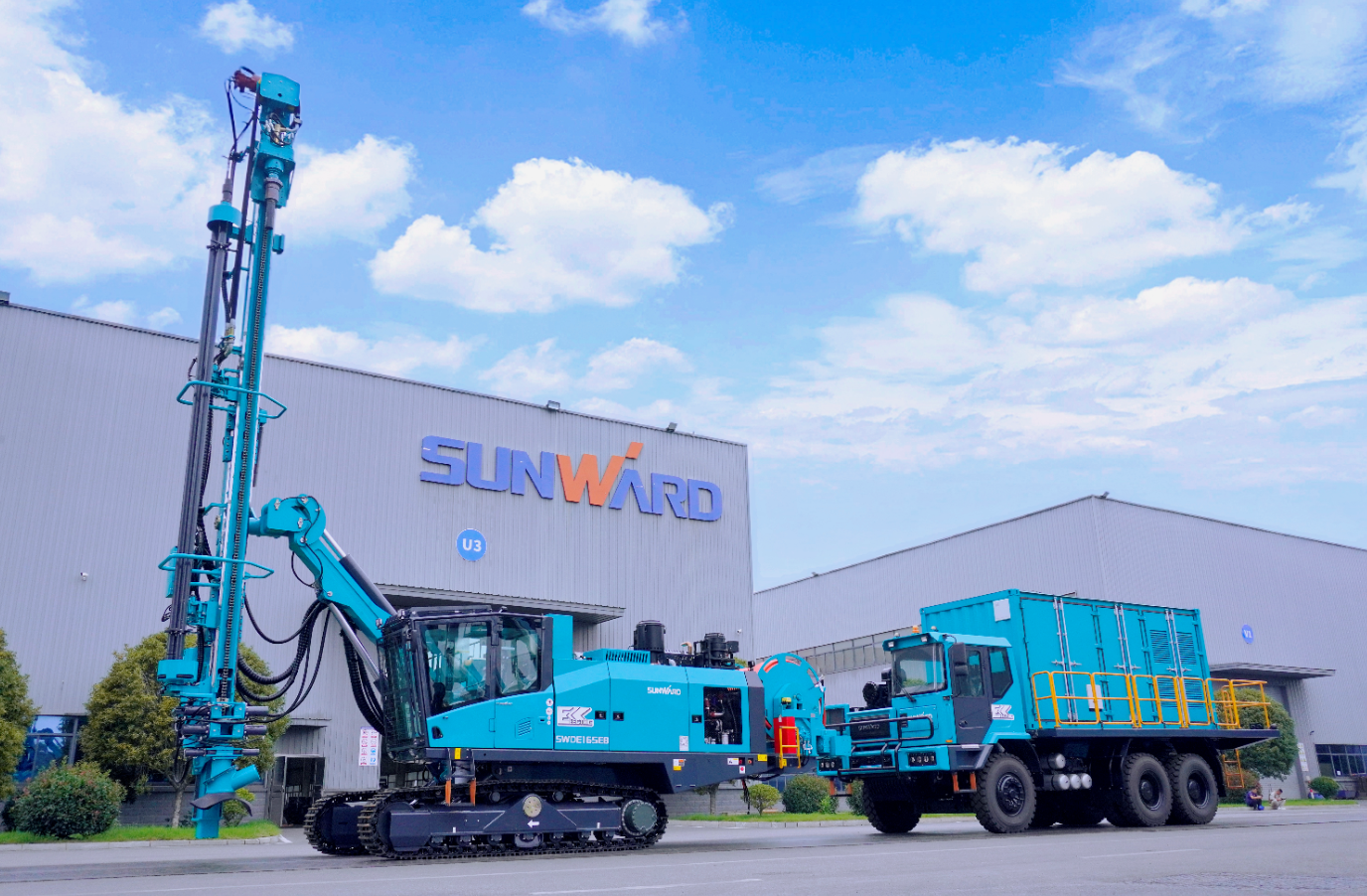 SG胜游智能SWDE165EB电动潜孔钻机重磅下线，开启绿色钻爆新时代